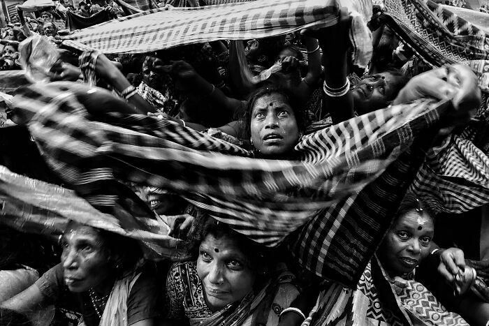 30 Street Moments I’ve Captured That Show Life As It Happens