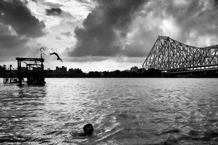 30 Street Moments I’ve Captured That Show Life As It Happens