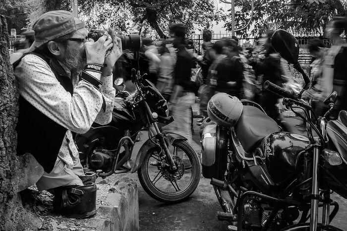 30 Street Moments I’ve Captured That Show Life As It Happens
