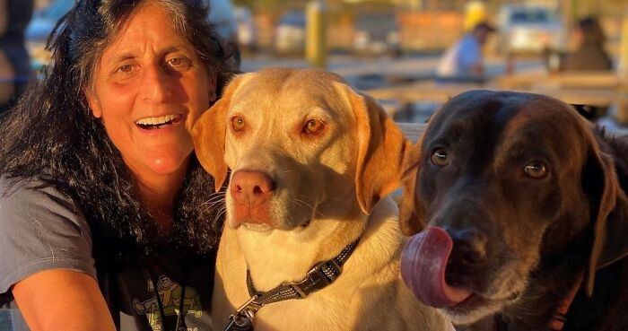 Astronaut Comes Back After 10 Long Months, Her Reunion With Dogs Melts Hearts Online