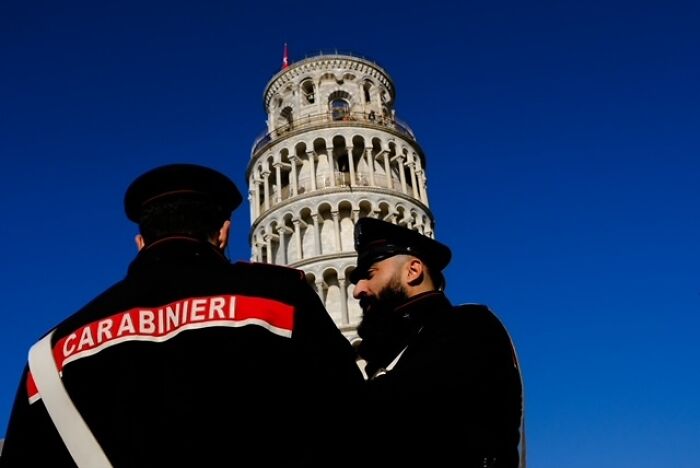 50 Street Photos That Show Everyday Life Captured By Stéphane Kyndt