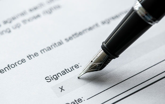 “He’s The Prize”: Man Demands Divorce From ‘Fat And Lazy’ Wife Until He Loses His Job