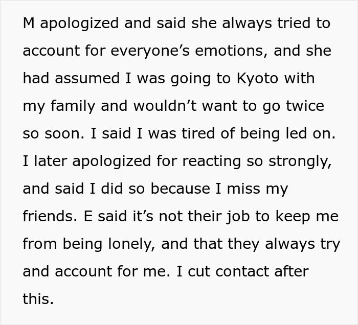 Woman Tells Friends “I’m Not A Hotel” After They Barely Include Her In Their Trips