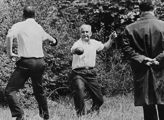 94 Weird History Pics That May Change How You See The Past