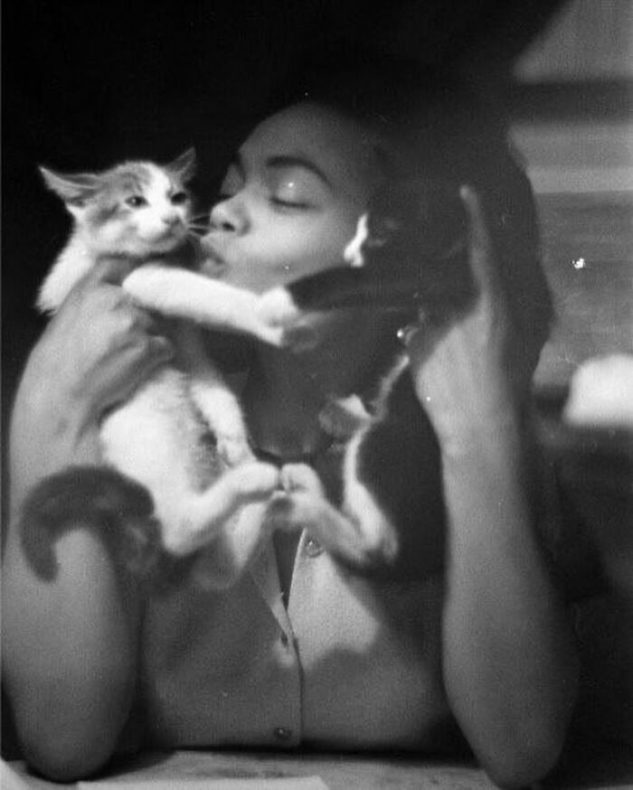 94 Weird History Pics That May Change How You See The Past