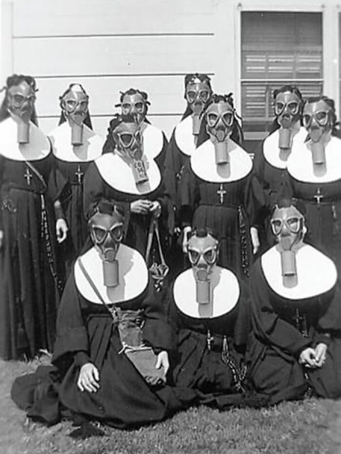 94 Weird History Pics That May Change How You See The Past