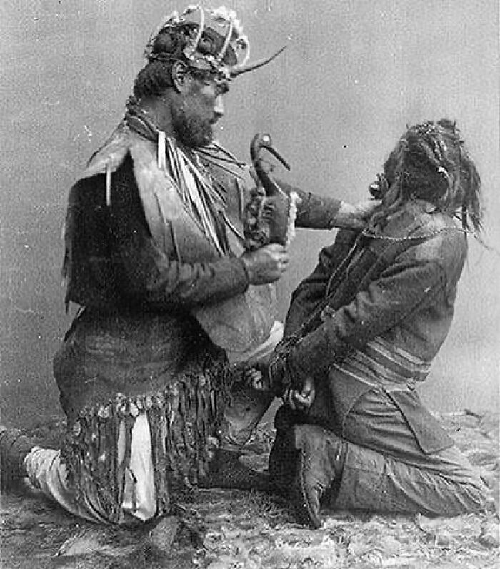 94 Weird History Pics That May Change How You See The Past