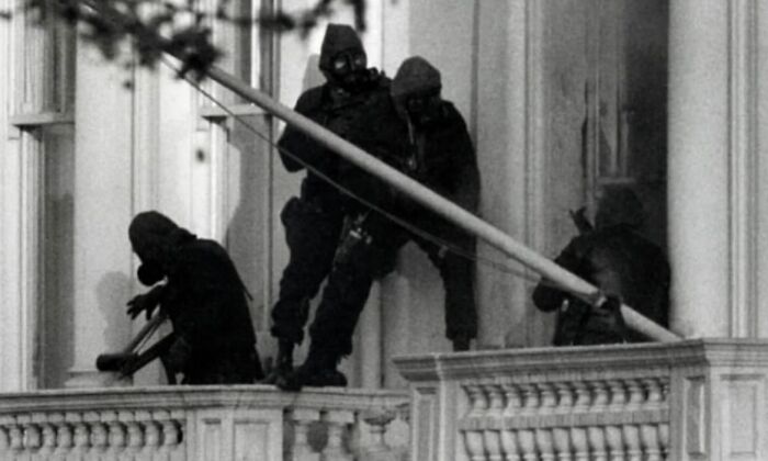 94 Weird History Pics That May Change How You See The Past