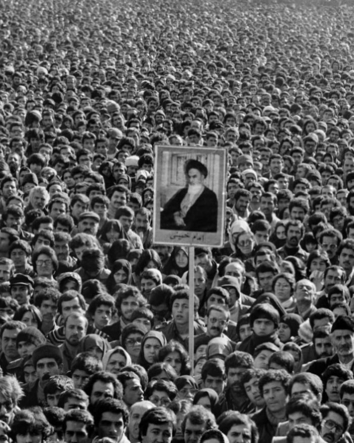 94 Weird History Pics That May Change How You See The Past