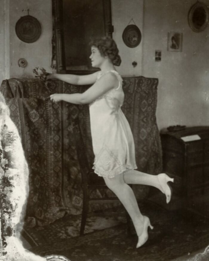 94 Weird History Pics That May Change How You See The Past