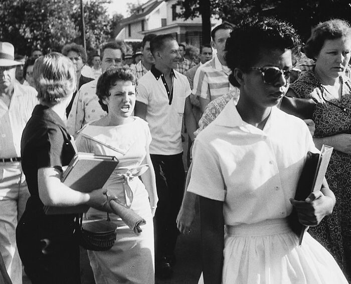 The Triumph And Tragedy Of The 20th Century: 46 Of The Most Important Images
