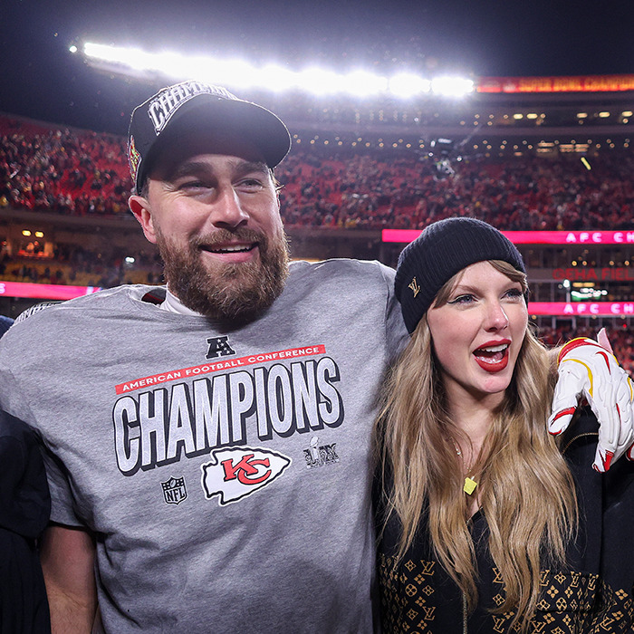 Fans Spot Travis Kelce&#8217;s Hidden Engraving On Taylor Swift&#8217;s $1M Engagement Ring