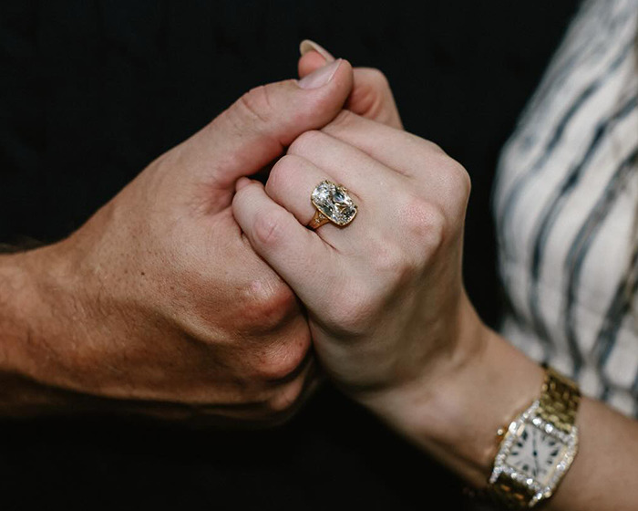 Fans Spot Travis Kelce&#8217;s Hidden Engraving On Taylor Swift&#8217;s $1M Engagement Ring
