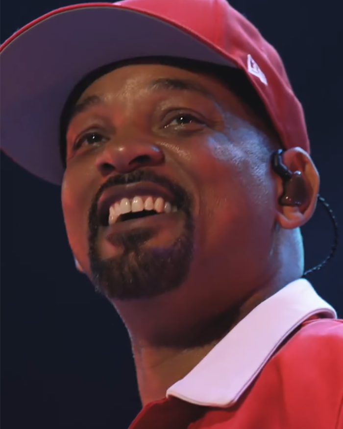 “Let&#8217;s See Those Twenty-Fingered Hands In The Air!”: Will Smith Mocked Over Faking Crowds With AI