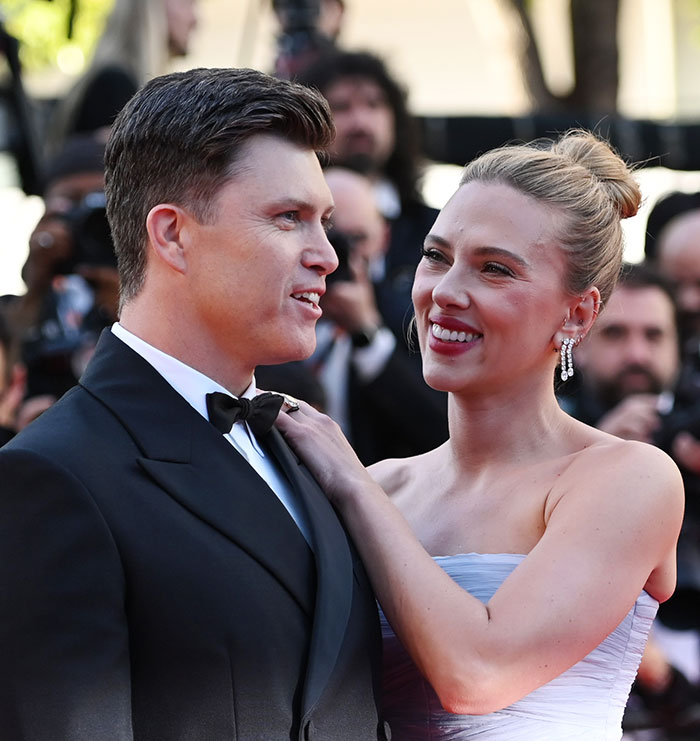 “This Is Cheating”: Support For Scarlett Johansson And Jonathan Bailey After Backlash