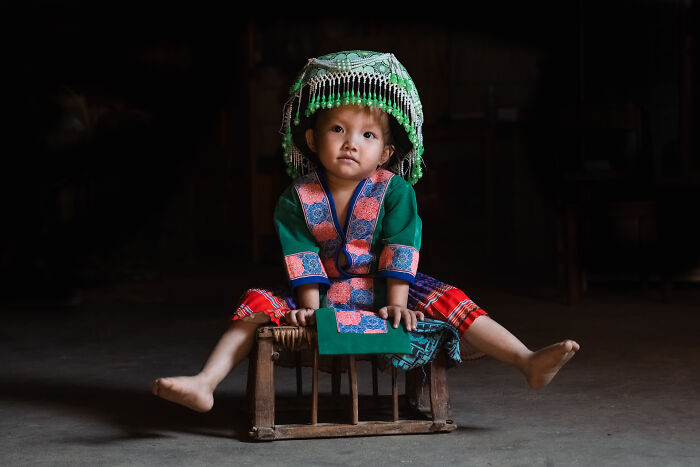 Photographer Captures People, Traditions, And Street Scenes From Around The World (50 Pics)