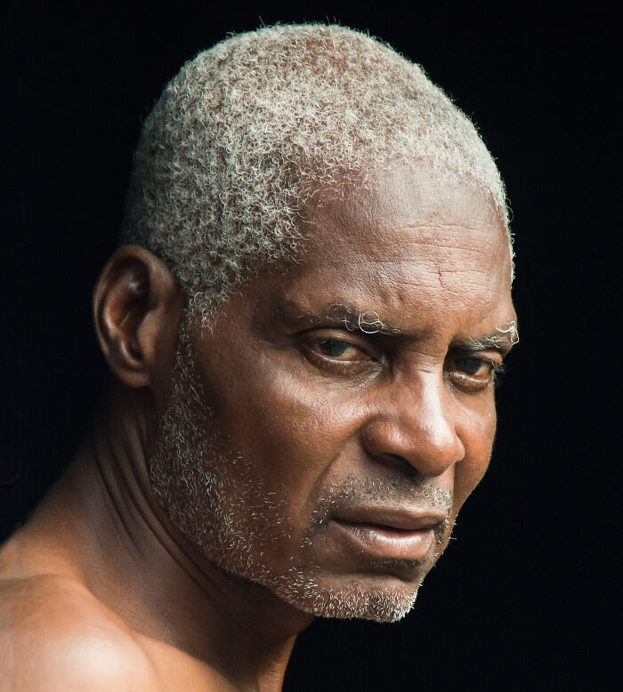 Photographer Captures People, Traditions, And Street Scenes From Around The World (50 Pics)