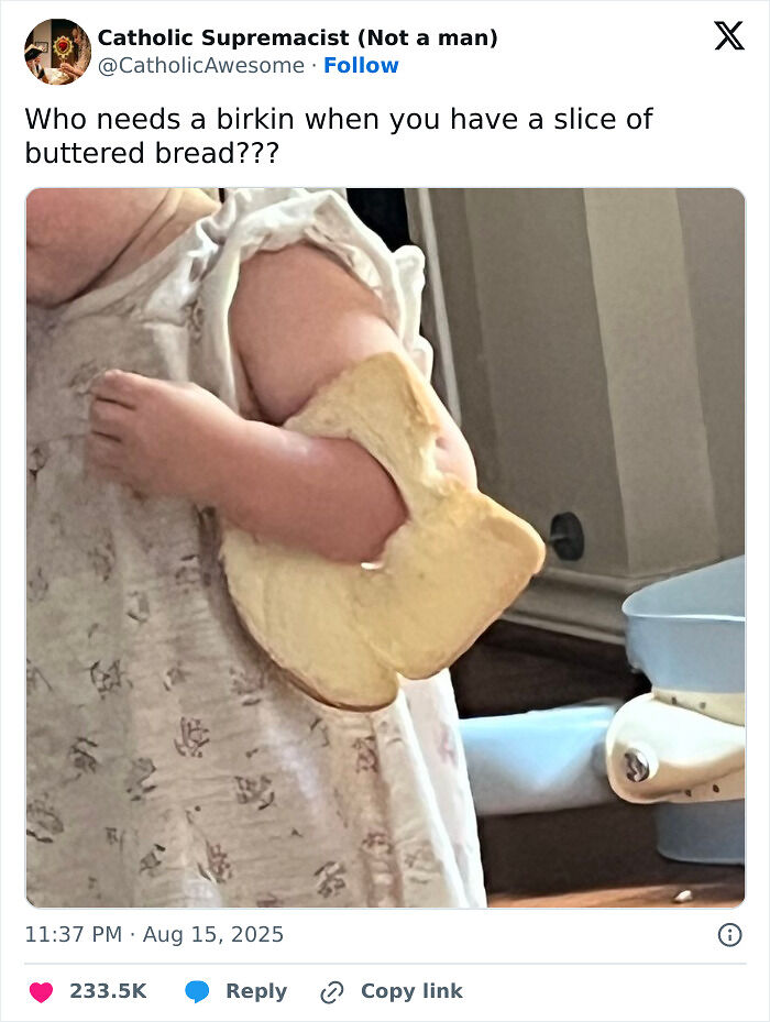 80 Funny And Relatable Tweets From August For Anyone Who Can’t Handle Any More News