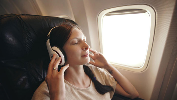 Woman Pretends To Be Asleep In Passenger’s Assigned Seat, Throws Attitude When Asked To Move