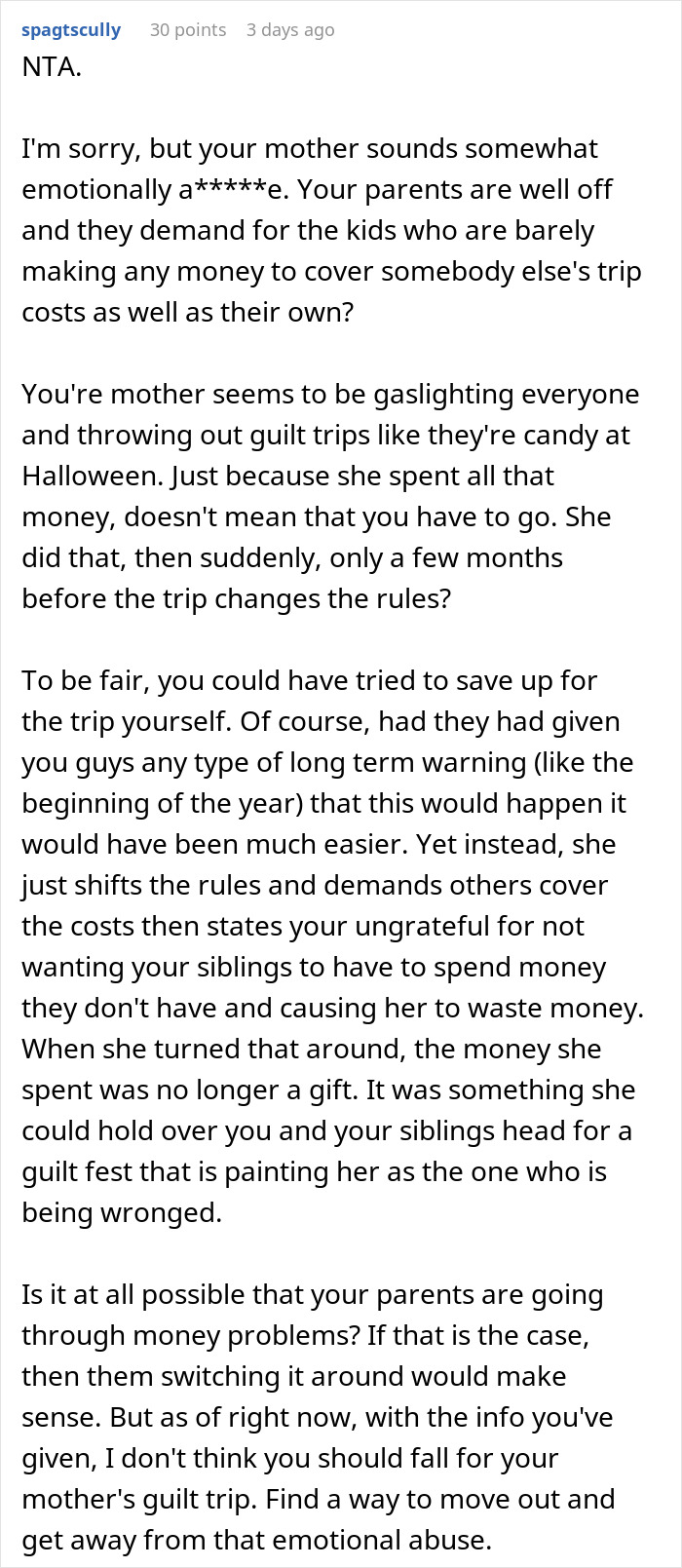 Woman Refuses To Go On Christmas “Gift Trip” If Her Siblings Have To Pay For Her Flight