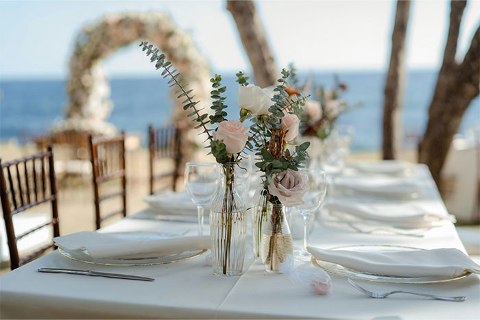 Mom Refuses To Change Daughter’s Wedding Venue, Sister Calls Her Heartless And Selfish