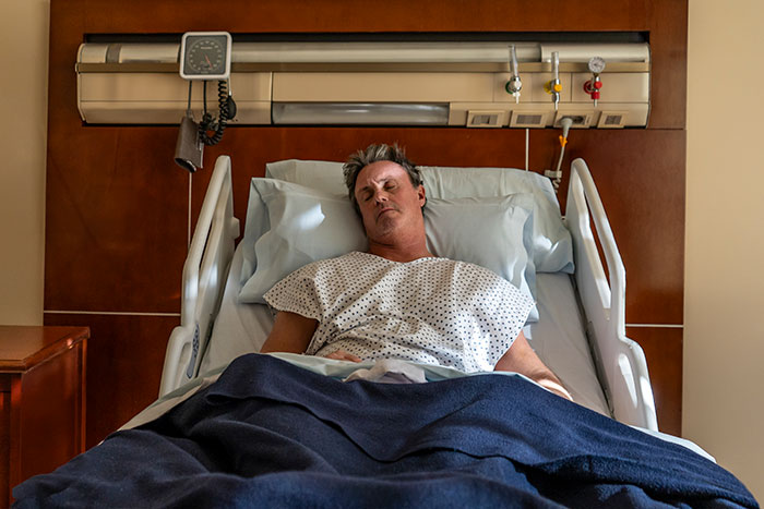 Groom Goes Into Anaphylactic Shock After MIL Tries To Prove Peanut Allergy Isn’t Real