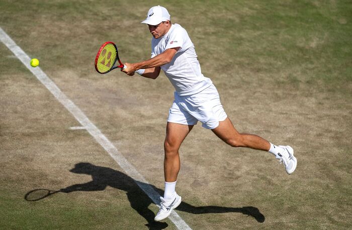 Man Snatches Kamil Majchrzak&#8217;s Hat From Kid In Viral Video From US Open, Tennis Star Responds