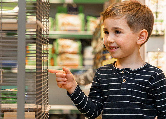 Couple Leaves Child Alone In Store, Then Blames Employee For The $150 Bill