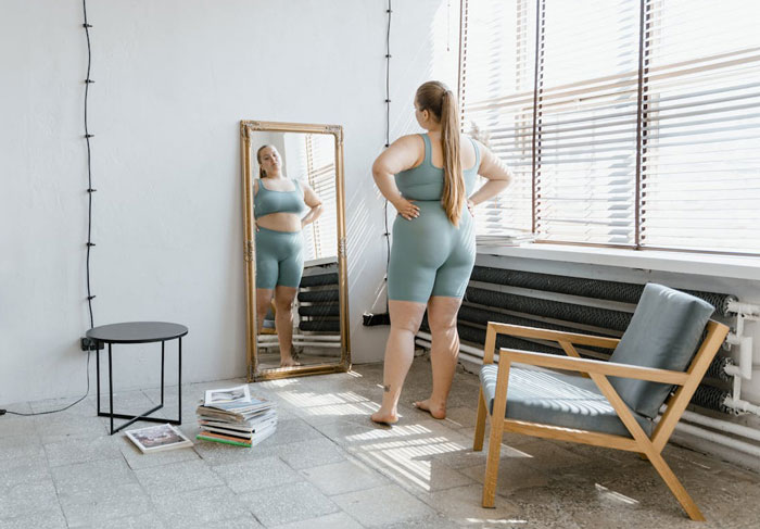 “Totally Blindsided”: Weight Comments Urge Woman To Rethink Relationship With Childhood Friend
