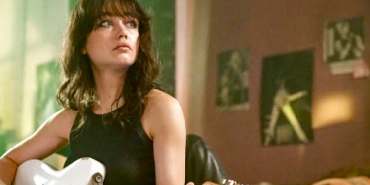 Sydney Chandler in Pistol