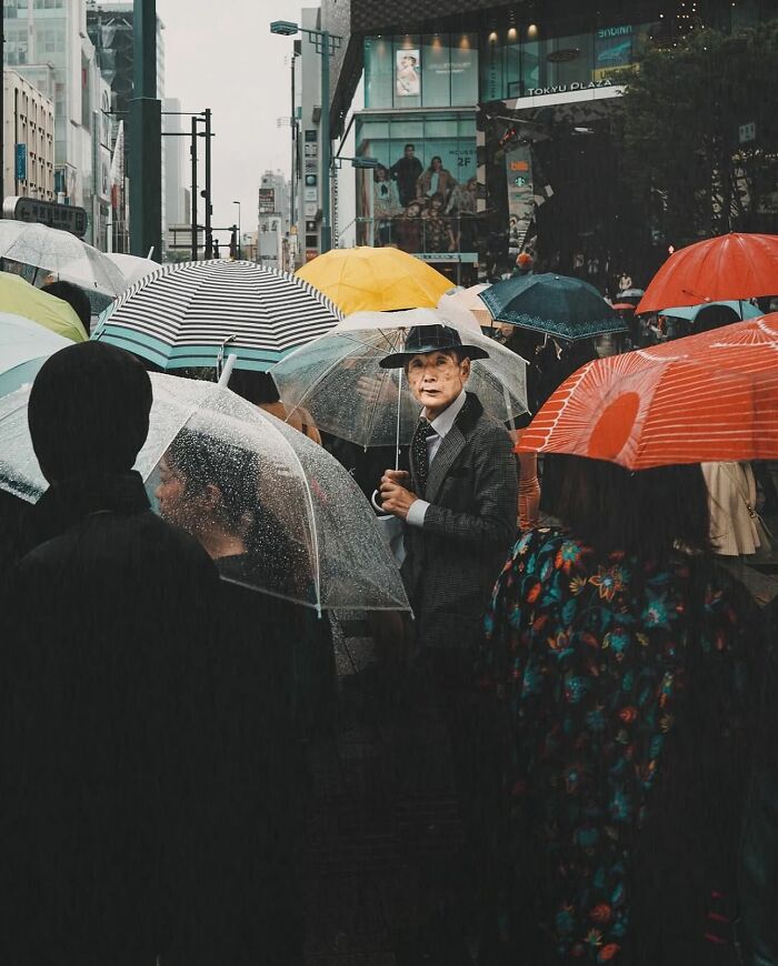 110 Powerful Street Photos That Reveal The Beauty Of Everyday Life