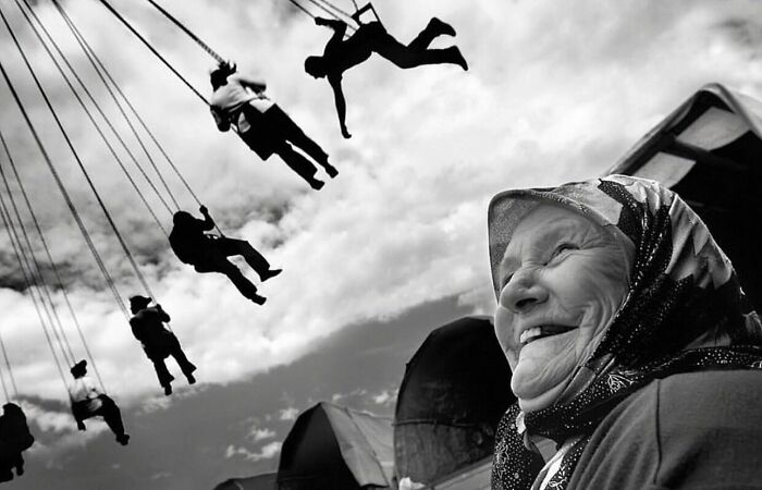 110 Powerful Street Photos That Reveal The Beauty Of Everyday Life