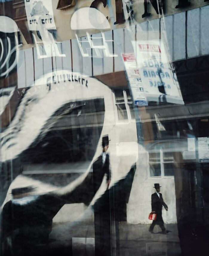 110 Powerful Street Photos That Reveal The Beauty Of Everyday Life