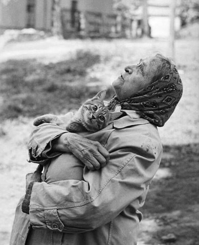 110 Powerful Street Photos That Reveal The Beauty Of Everyday Life