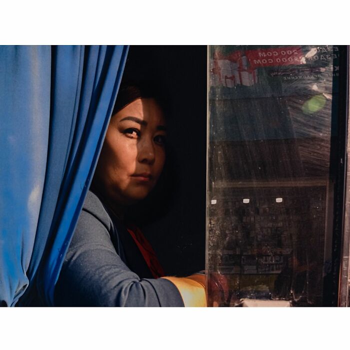 110 Powerful Street Photos That Reveal The Beauty Of Everyday Life