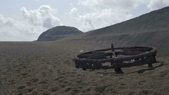 106 Interesting And Bizarre Things People Found At The Beach (New Pics)