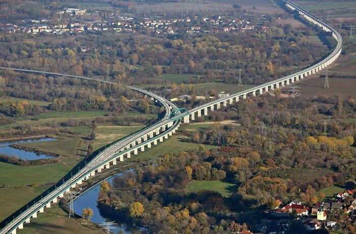 57 Examples Of Such Brilliant Infrastructure That It Deserves To Be Celebrated (New Pics)