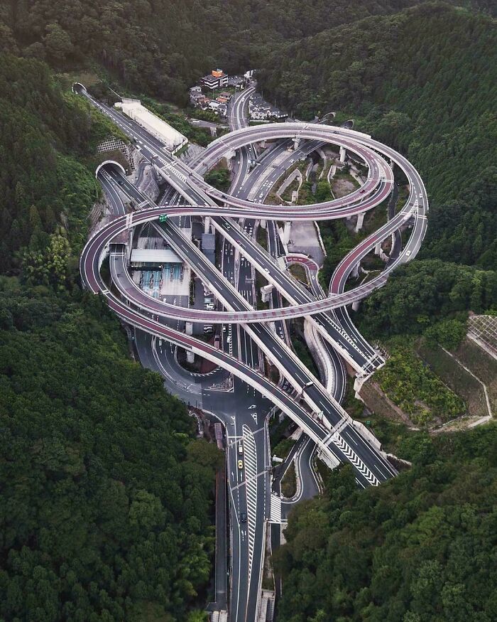 57 Examples Of Such Brilliant Infrastructure That It Deserves To Be Celebrated (New Pics)