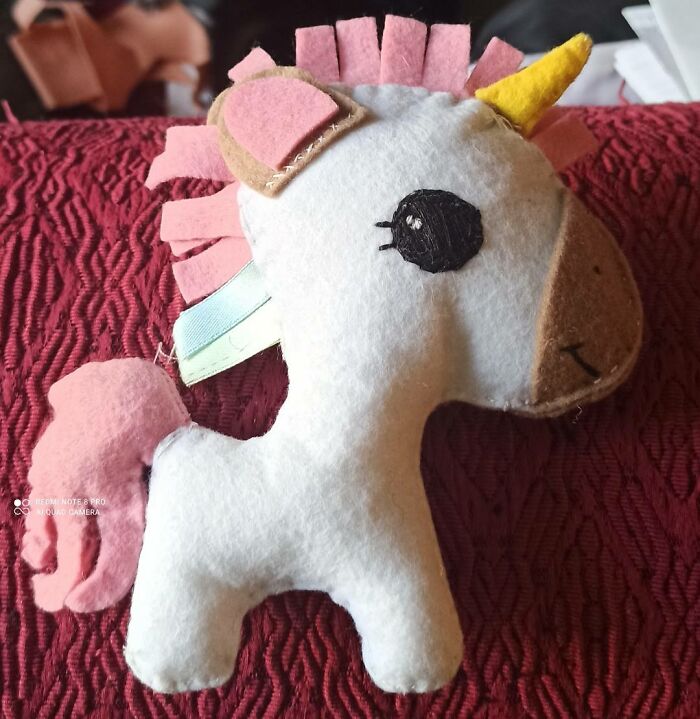 &#8220;That&#8217;s It, I&#8217;m Craft Shaming!&#8221;: 135 Horrendous DIY Projects That Need To Be Shamed (New Pics)