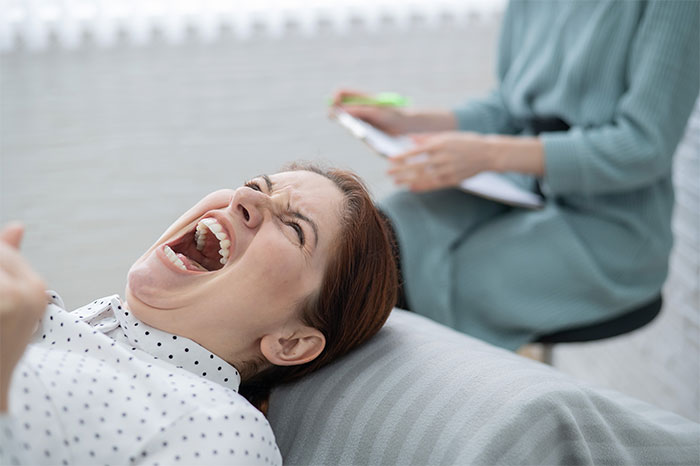 “He Looked Like A Halloween Decoration”: 76 Real-Life Horror Stories From The Emergency Room