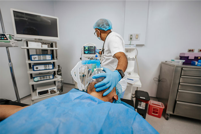 “He Looked Like A Halloween Decoration”: 76 Real-Life Horror Stories From The Emergency Room