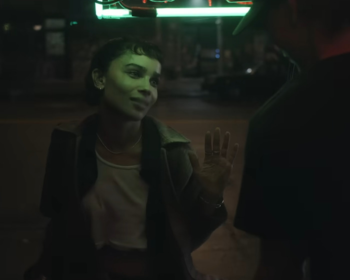 “I Guess She Didn’t Watch The Office”: Zoë Kravitz Explains Why ‘Friends’ Belongs In The Past