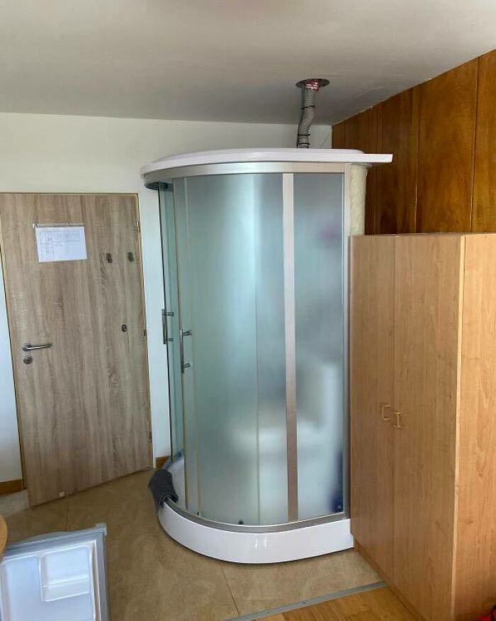 89 Construction And Designs That Look Like They Were Created By Someone’s Last Two Brain Cells