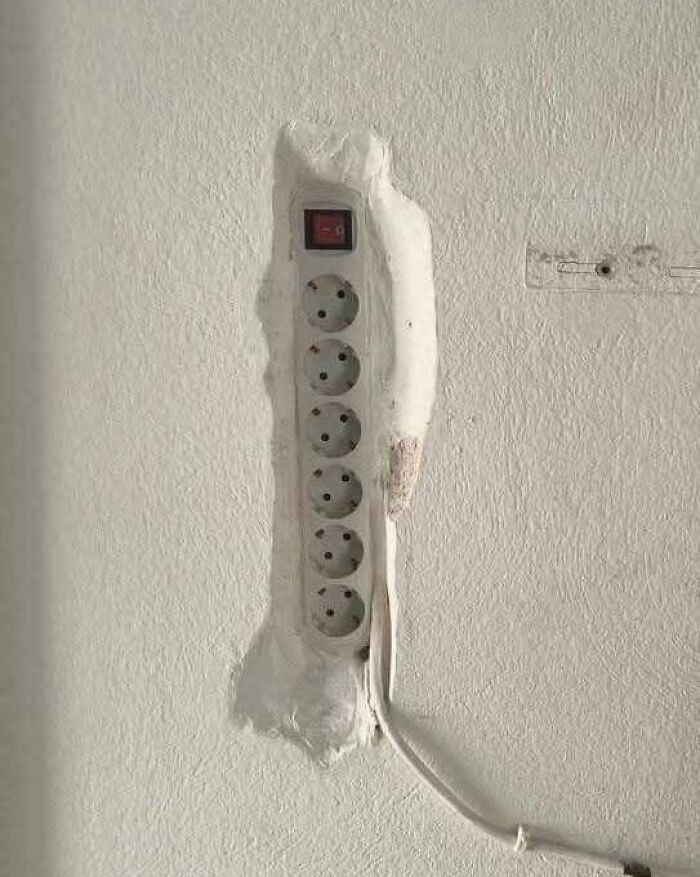89 Construction And Designs That Look Like They Were Created By Someone’s Last Two Brain Cells