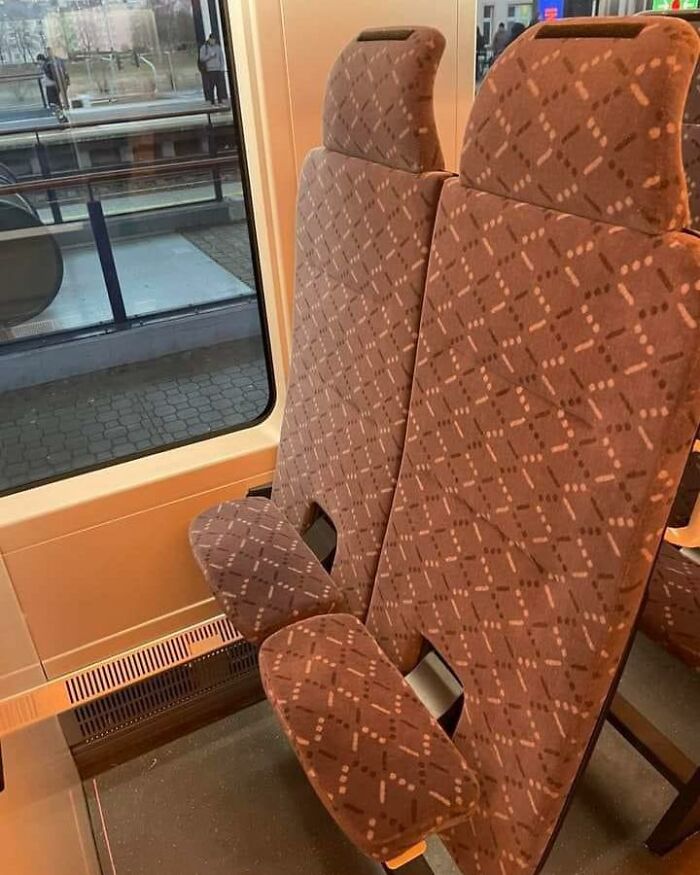 89 Construction And Designs That Look Like They Were Created By Someone’s Last Two Brain Cells