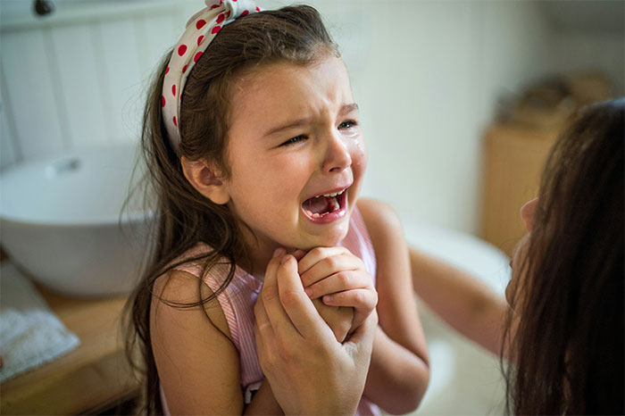 47 Ways People Got Permanently Banned From A Friend’s House