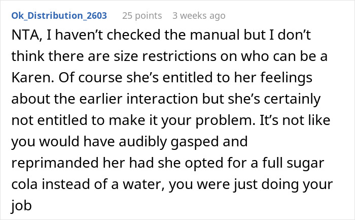 Flight Attendant Wonders If They Were Wrong To Not Offer Overweight Woman A Seatbelt Extender Immediately