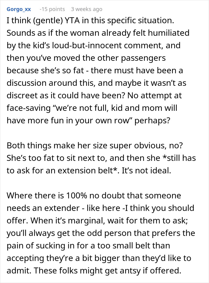Flight Attendant Wonders If They Were Wrong To Not Offer Overweight Woman A Seatbelt Extender Immediately