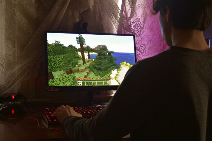 36 Things That People Spent Hours Doing Only To Realize They Are Completely Pointless
