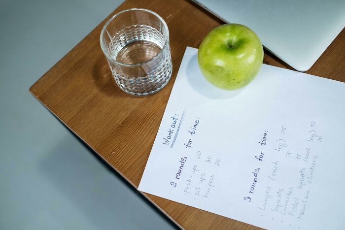 36 Things That People Spent Hours Doing Only To Realize They Are Completely Pointless